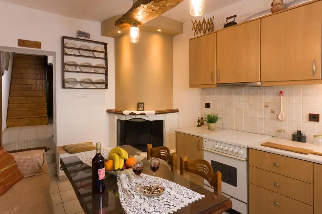 [kritsa house]