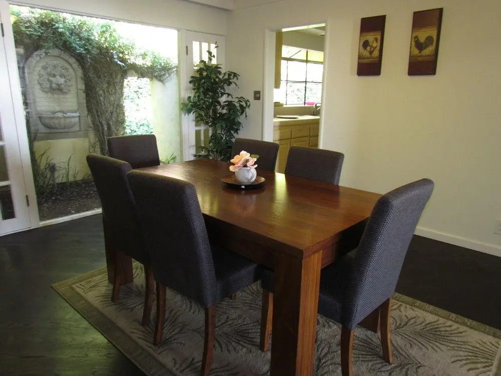 4 Bedroom Celebrity House with Pool & City View