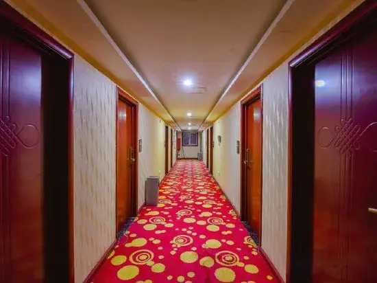Shenqiu Golden Apple Hot Spring Hotel