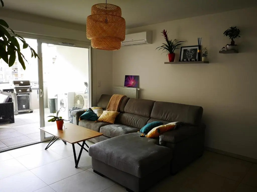 Agréable T2 neuf Ajaccio Climatisé Wi-Fi