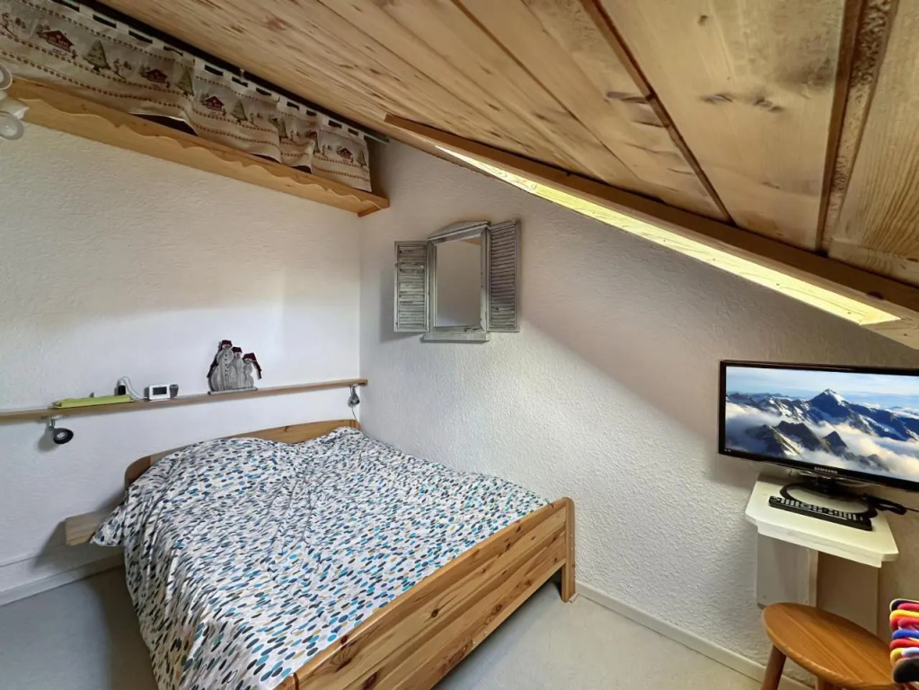 OB222 - 2 pièces Mezzanine 6 pers pieds de pistes