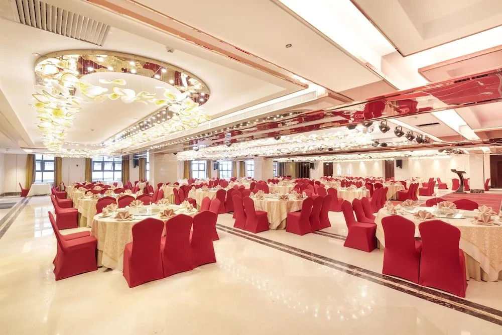 YueXin Tomorrow Hotel Sanya