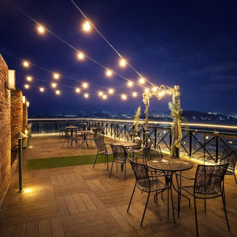 SainTree Hotel