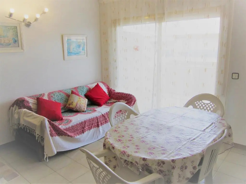 InmoBooking Atico duplex con piscina y solarium privado