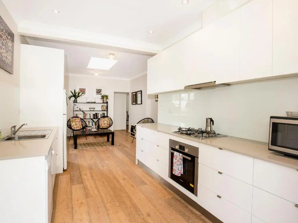 Coast I Pet Friendly I 3 Mins Walk to the Beach