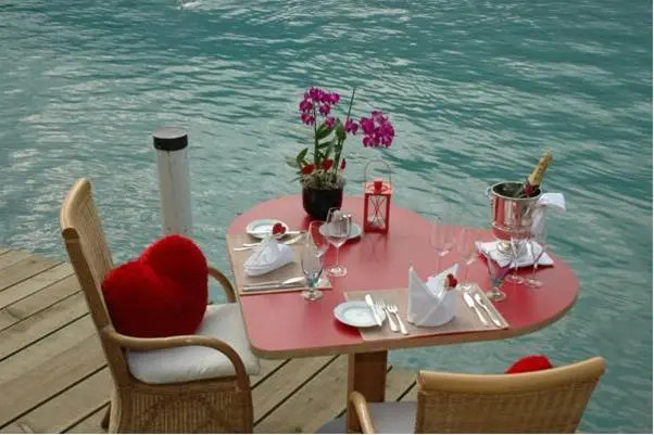 Boutique Hotel Bellevue B&B am Brienzersee Iseltwald Interlaken