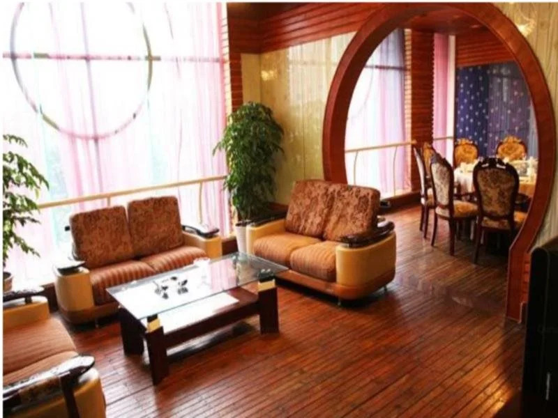 Golden Lemon Hotel
