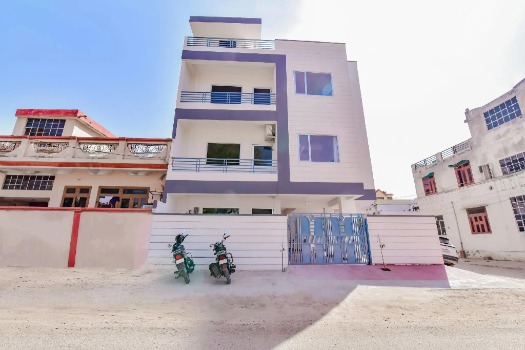 OYO JAI1273 Rayal Inn