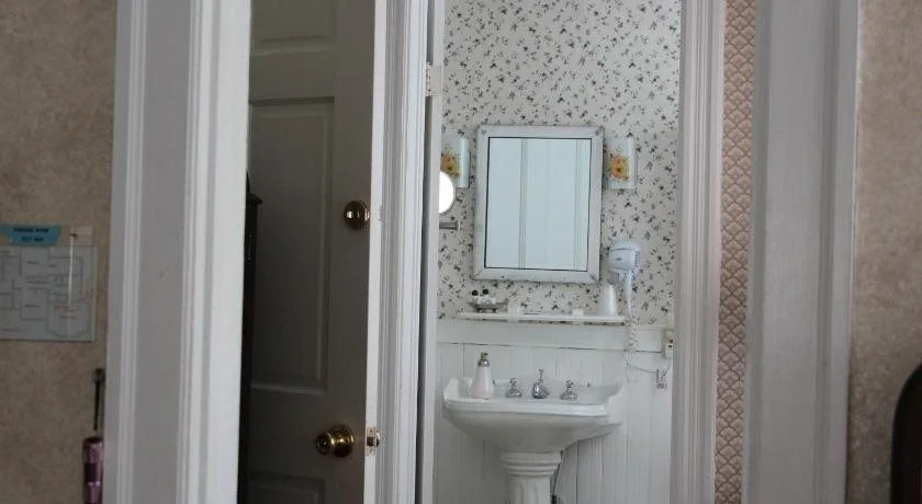 Stonegate Bed and Breakfast