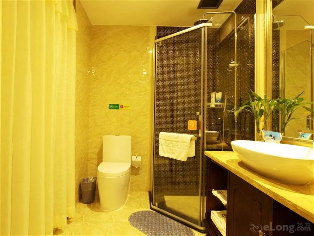 Yijia Hotel
