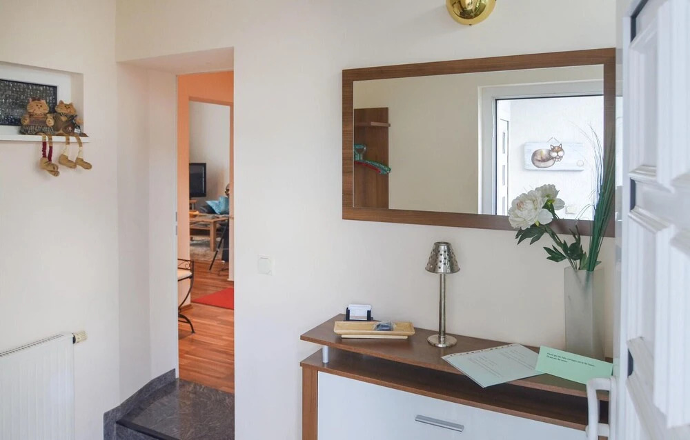 2 Bedroom Lovely Home In Berlin