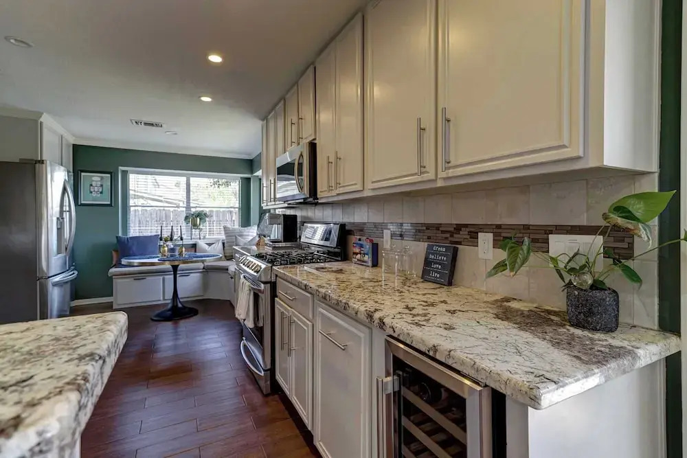 Spring Branch Haven - Cozy 3BR Oasis, Pet Friendly