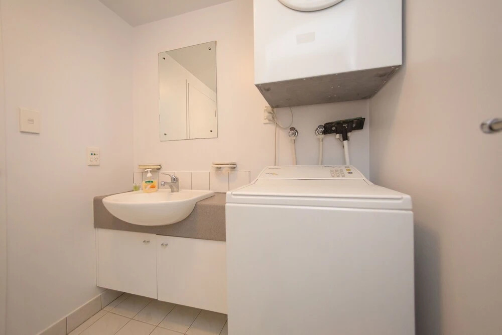 Lovely Studio Apartment with Balcony