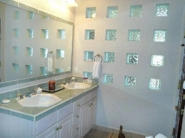 Parrot Tree Beach Resort