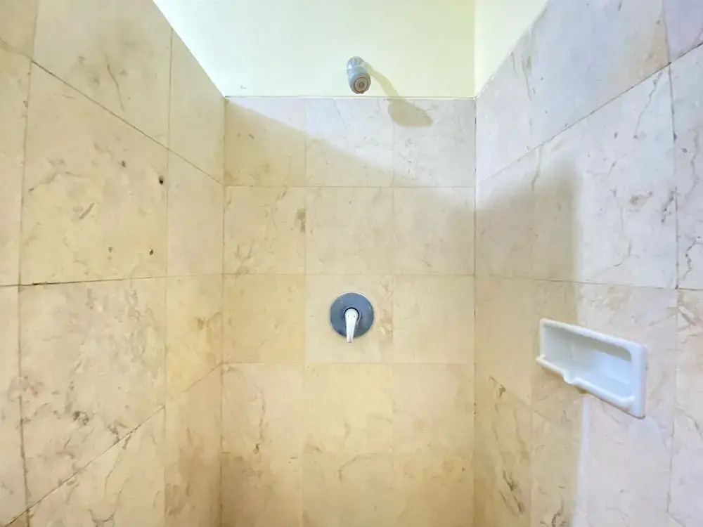 Spacious And Modern 2Br At Braga City Walk Apartment