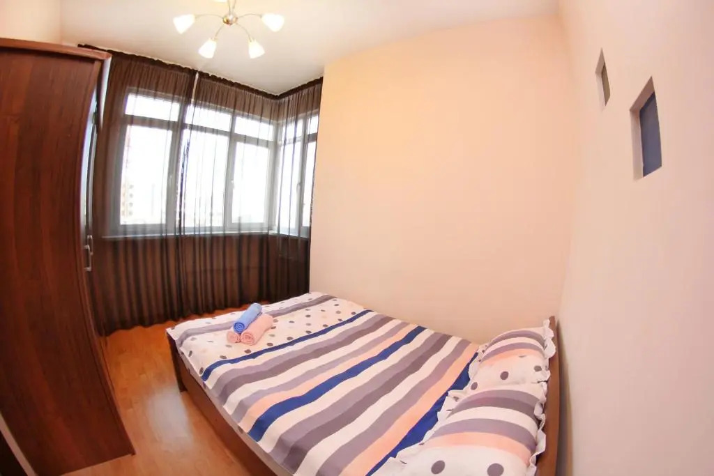 Uiutnaia 2-komn. kvartira pr-kt Dostyk 162