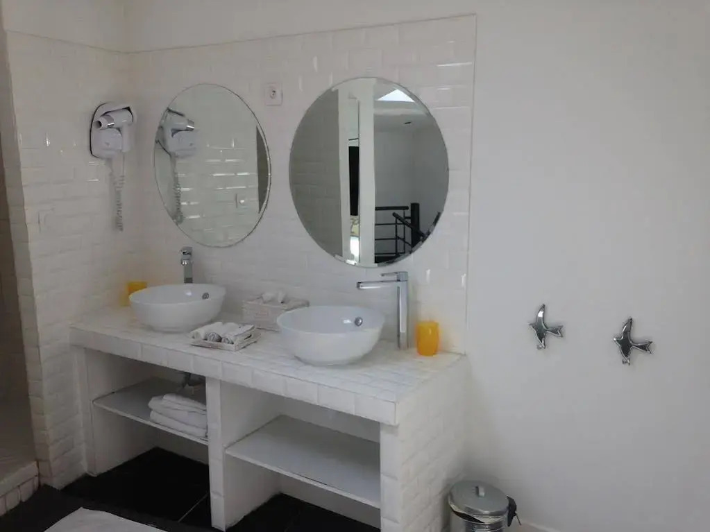 Sainte Apartments