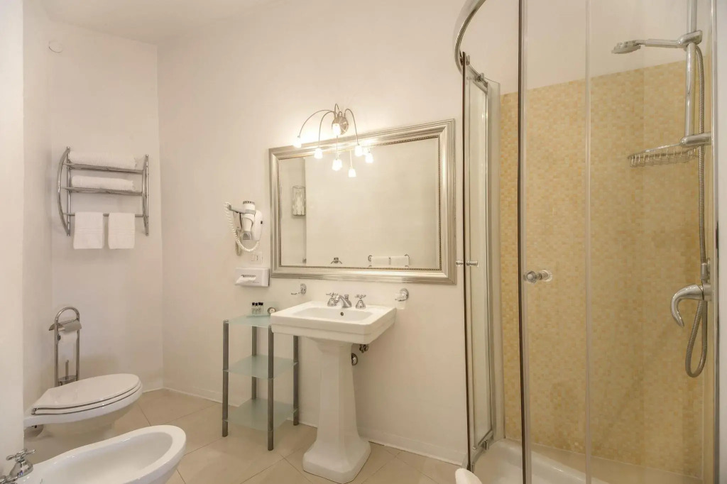 Relais Fontana Di Trevi Hotel