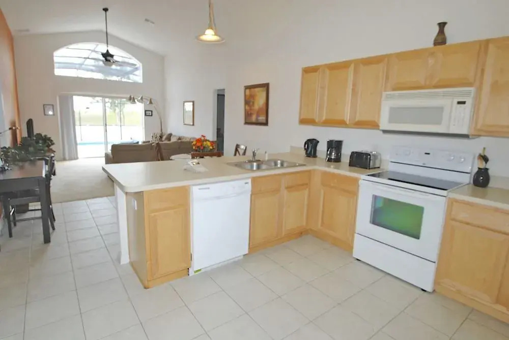1010SC-East View by RedAwning