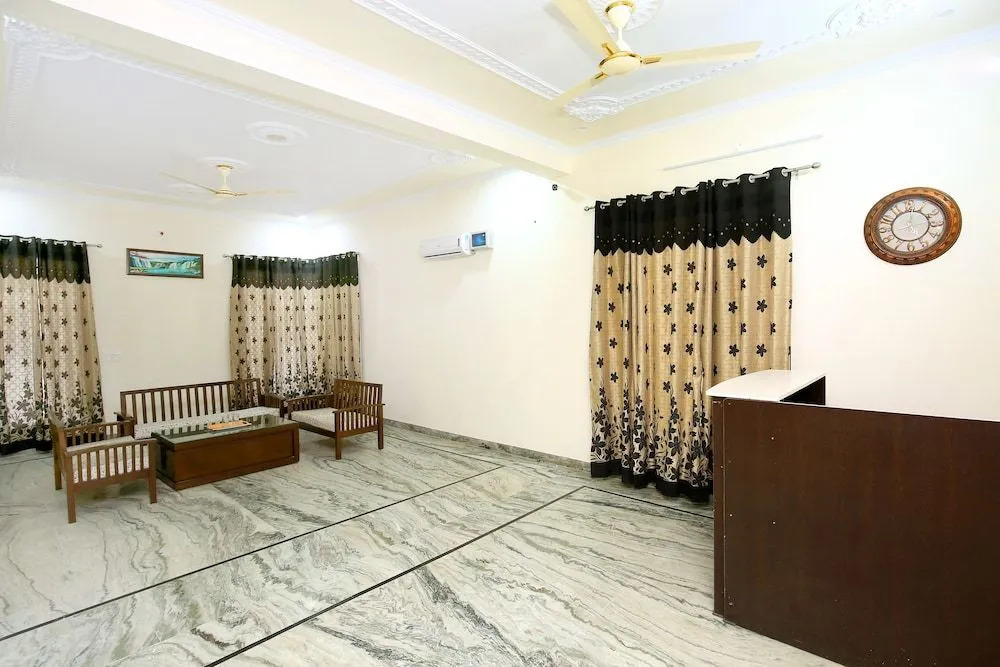 OYO 38009 The Sai Villa