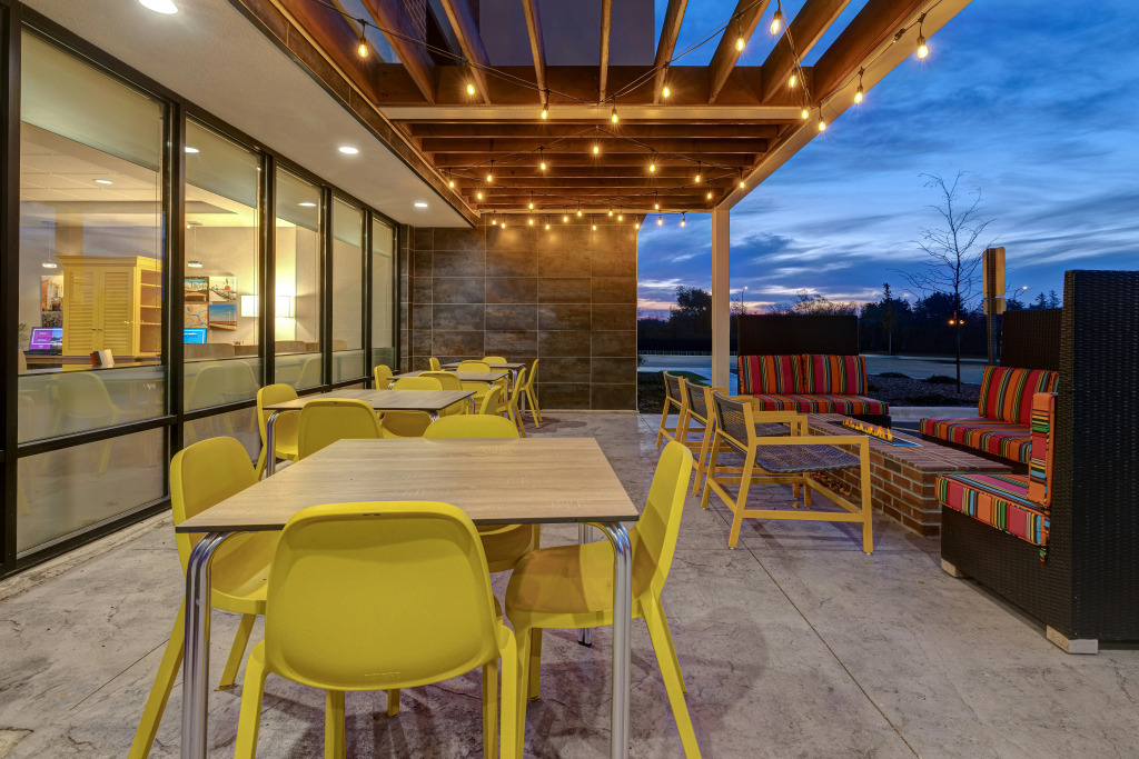 Home2 Suites By Hilton DeKalb