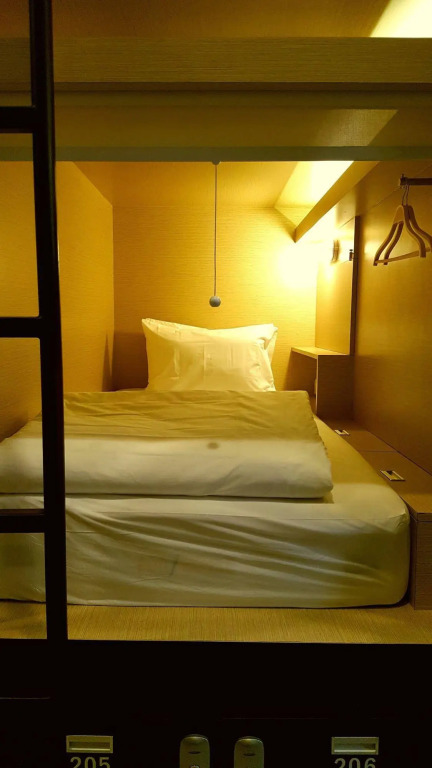 Pod House