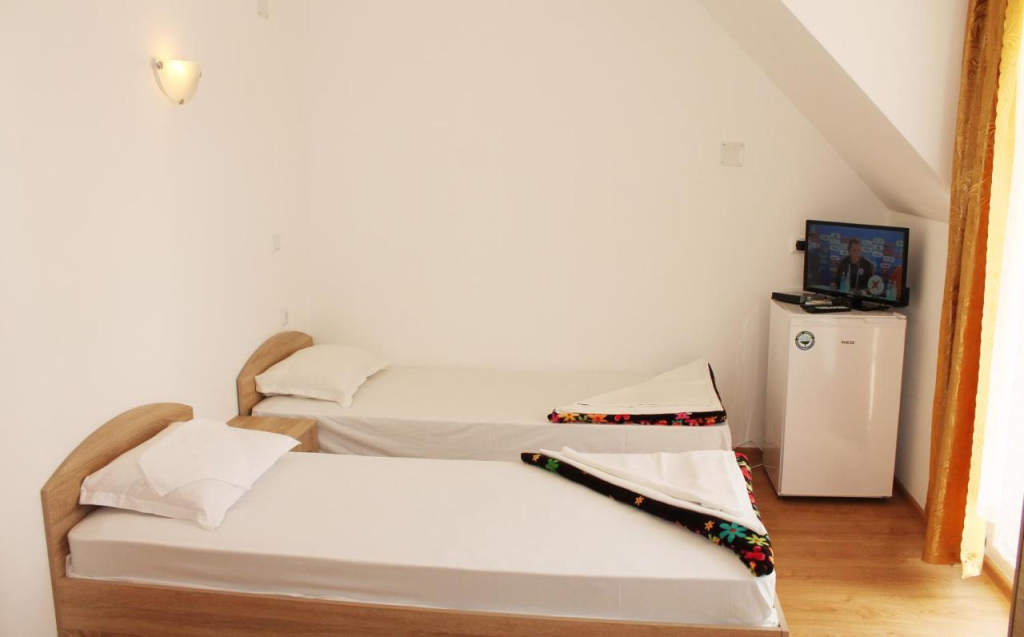Hotel Aia Kavatsi