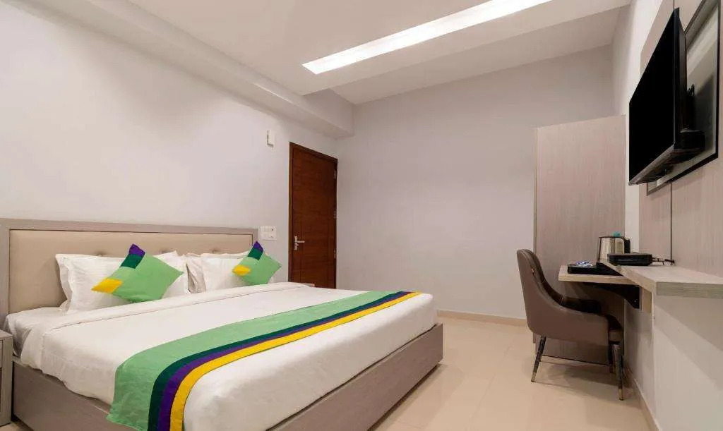 Treebo La Mirage Suite