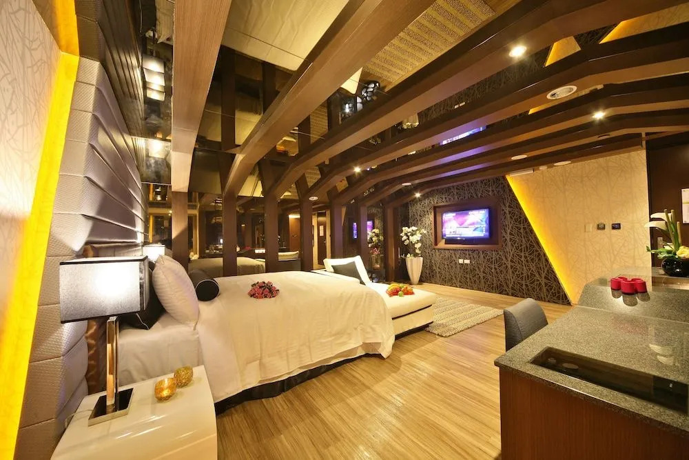 Doule Motel