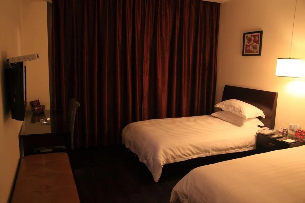 Bai Rong Business Hotel