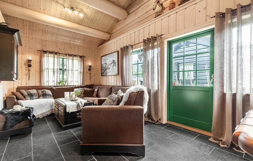 Nice Home In Hemsedal With Sauna