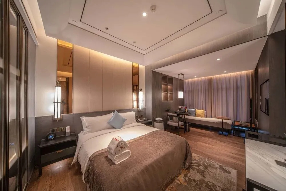 Pury Hotel