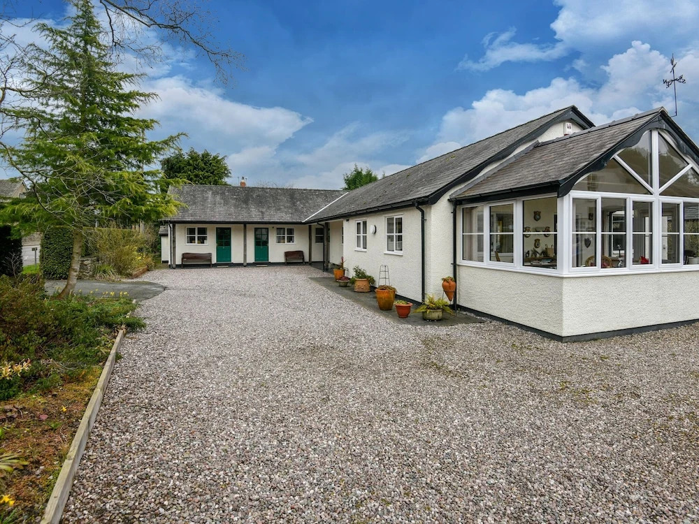 Scenic Holiday Home in Lydbury With Garden