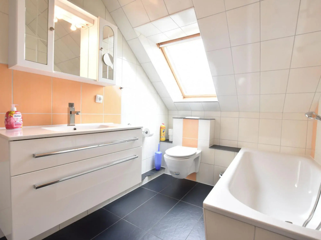 Pleasant Holiday Home in Malchow near Beach