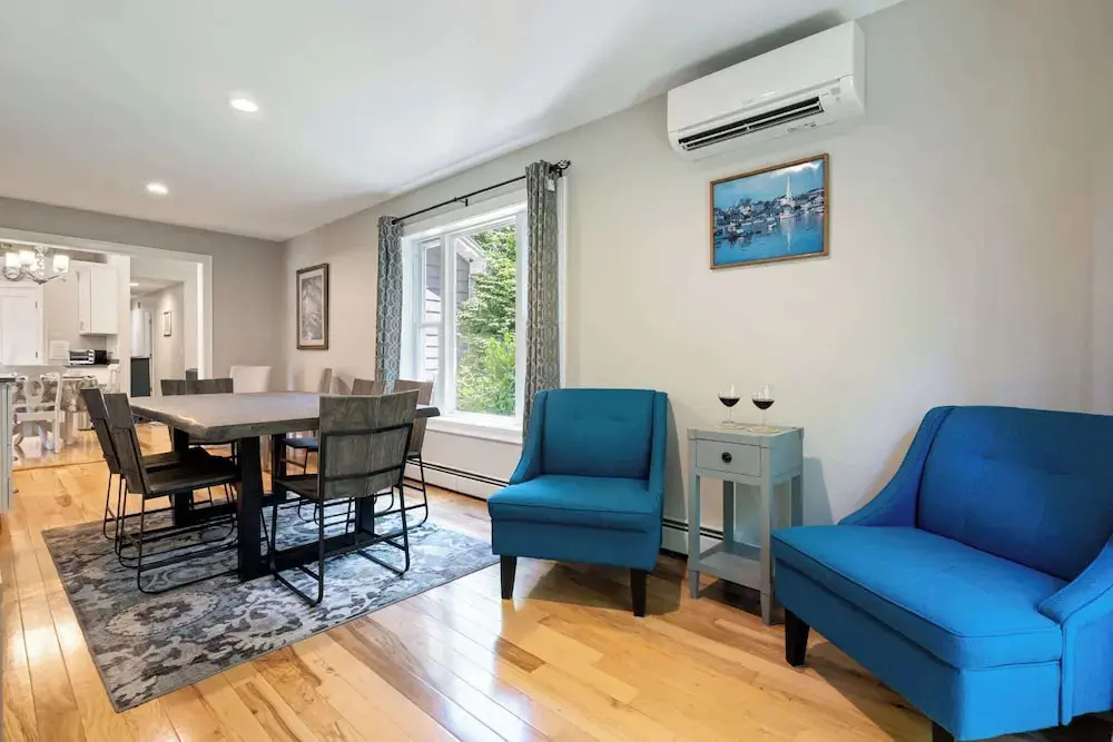 Tranquil Tides Home for 8!