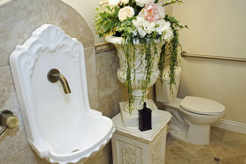 Hideaway Suites On 5th-Formally 5th East Hall