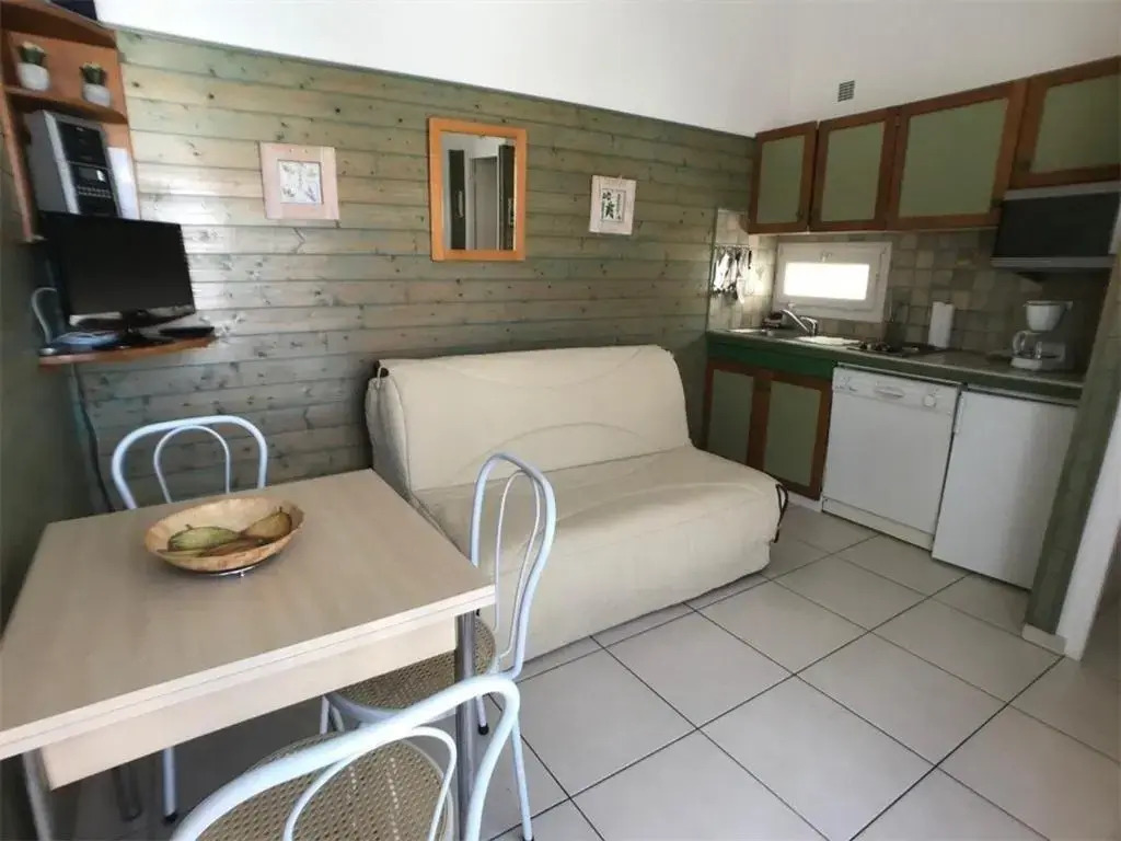Appartement Port Leucate, 2 pièces, 5 personnes - FR-1-81-71