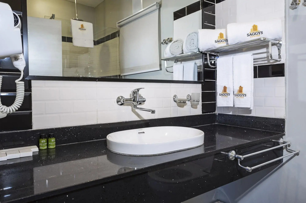 Saggys Suites Hotel & Spa