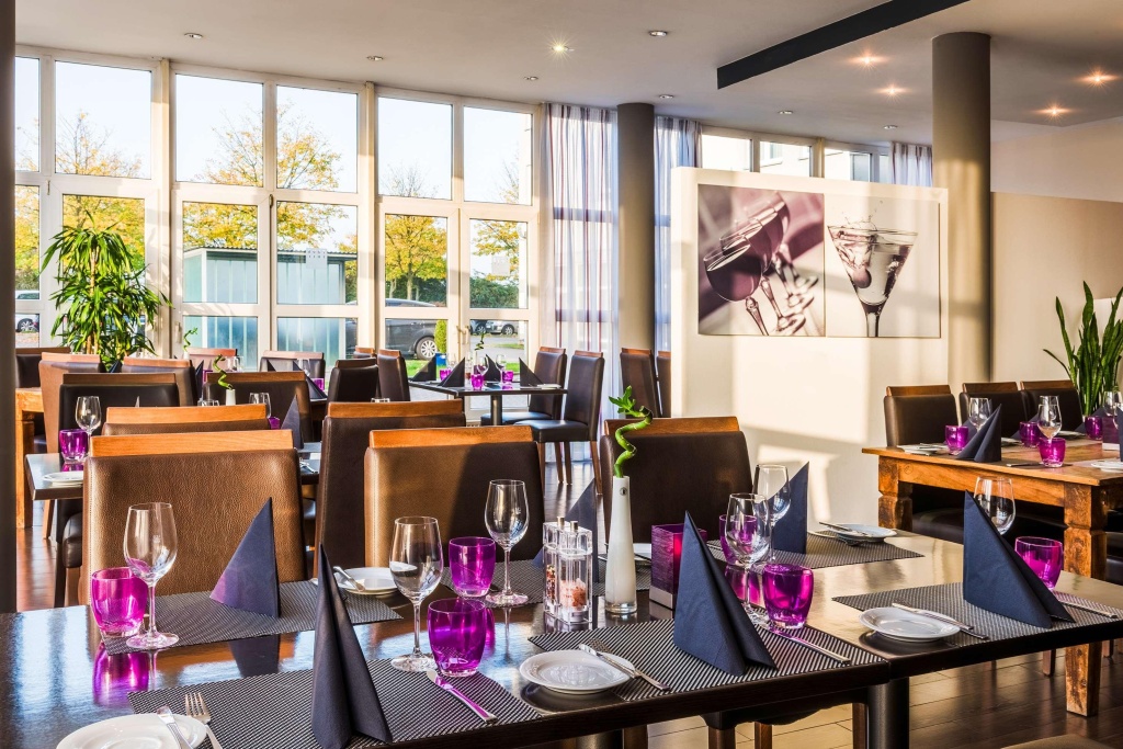 Отель Courtyard by Marriott Dortmund