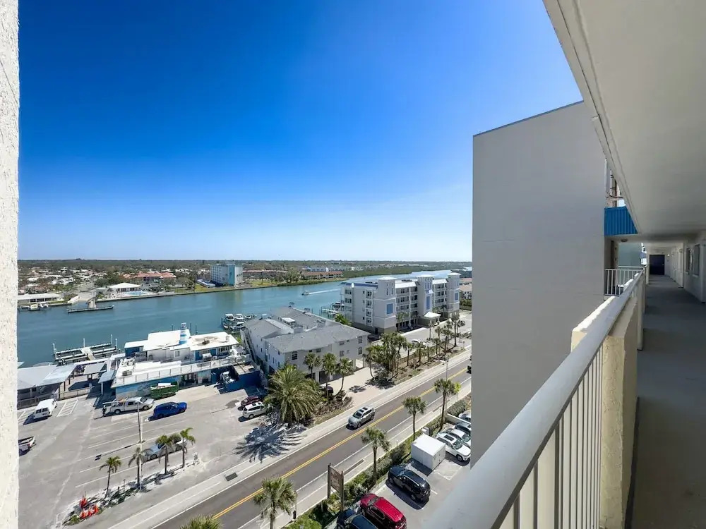 20002 Gulf Blvd, Penthouse 5