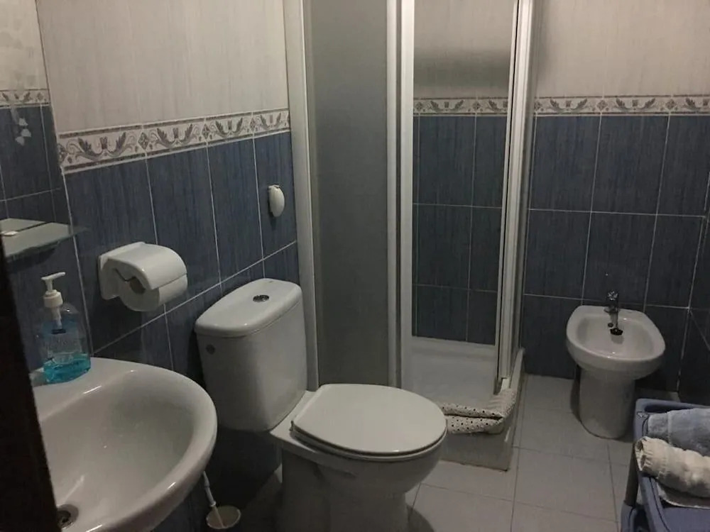 Hostal R-Conecta