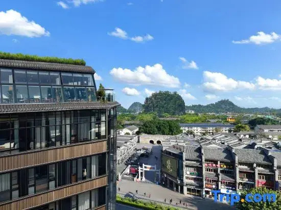 GangShe Rooftop View Hotel l (Guilin Two Rivers And Four Lakes Elephant Trunk Hill)