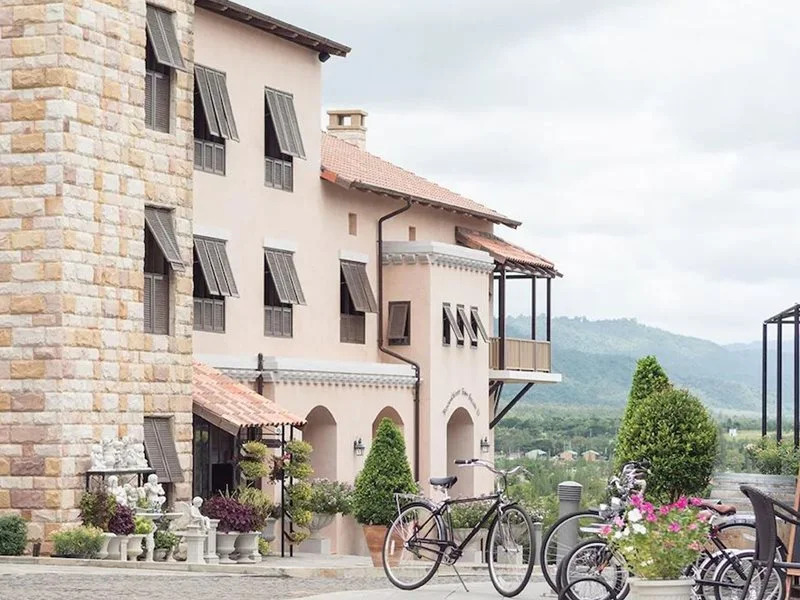 Toscana Piazza by Toscana Valley