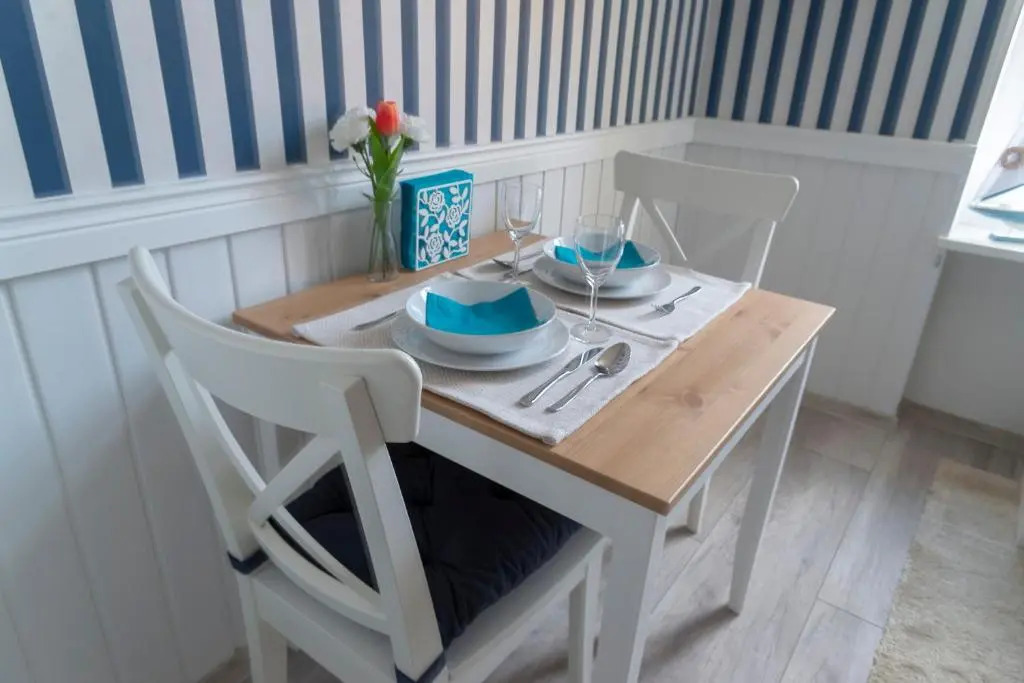 Marina House Apartments