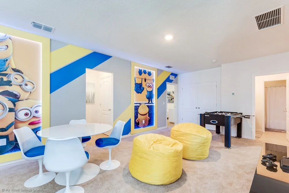 5280oak Luxury Ne 6 Bedroom 4.bath Home
