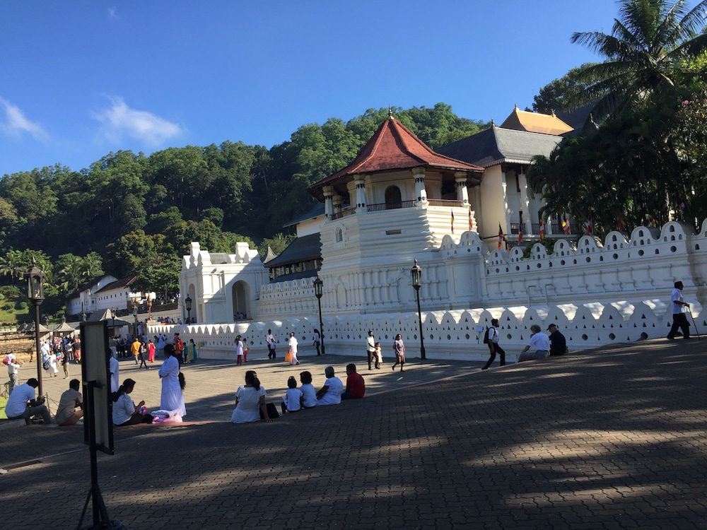 White Lodge