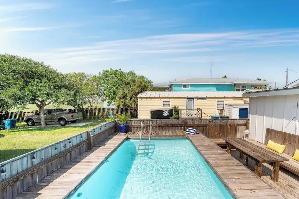 Simpatico by Avantstay Pool, Near Birding Center
