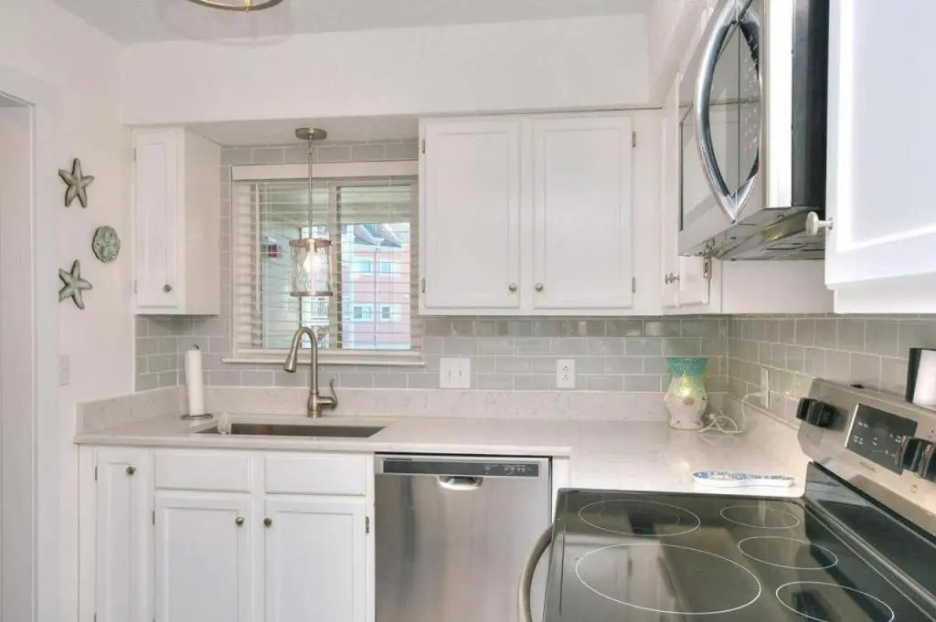 Oak Island Beach Villa 1210