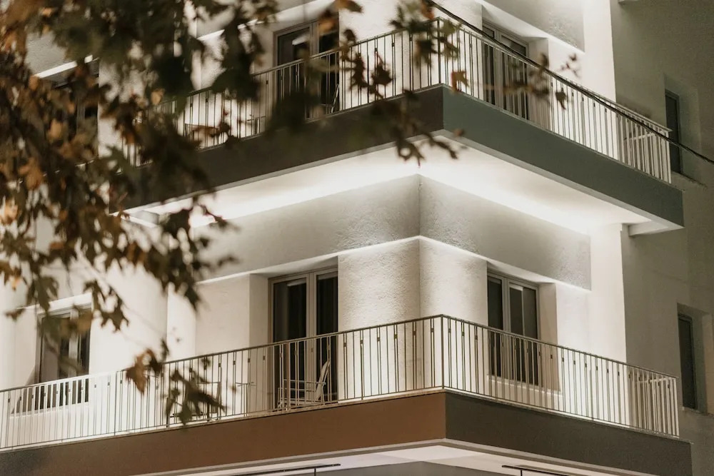 Aya Hotel