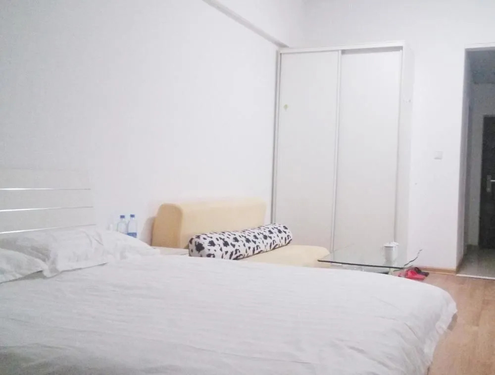 Yixuan Apartment-jinan Qilu Software Park Branch
